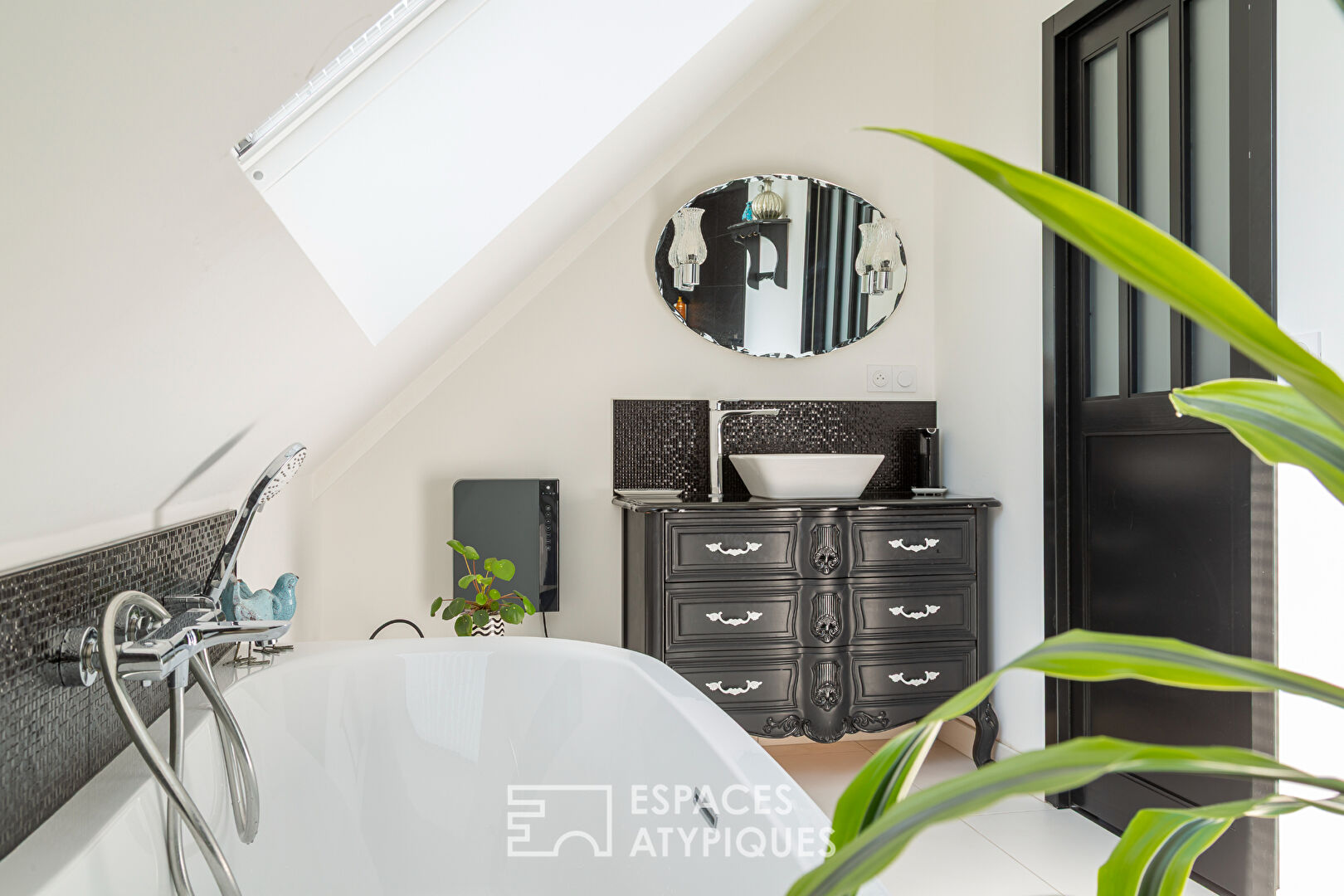 Maison rénovée avec vue sur la baie