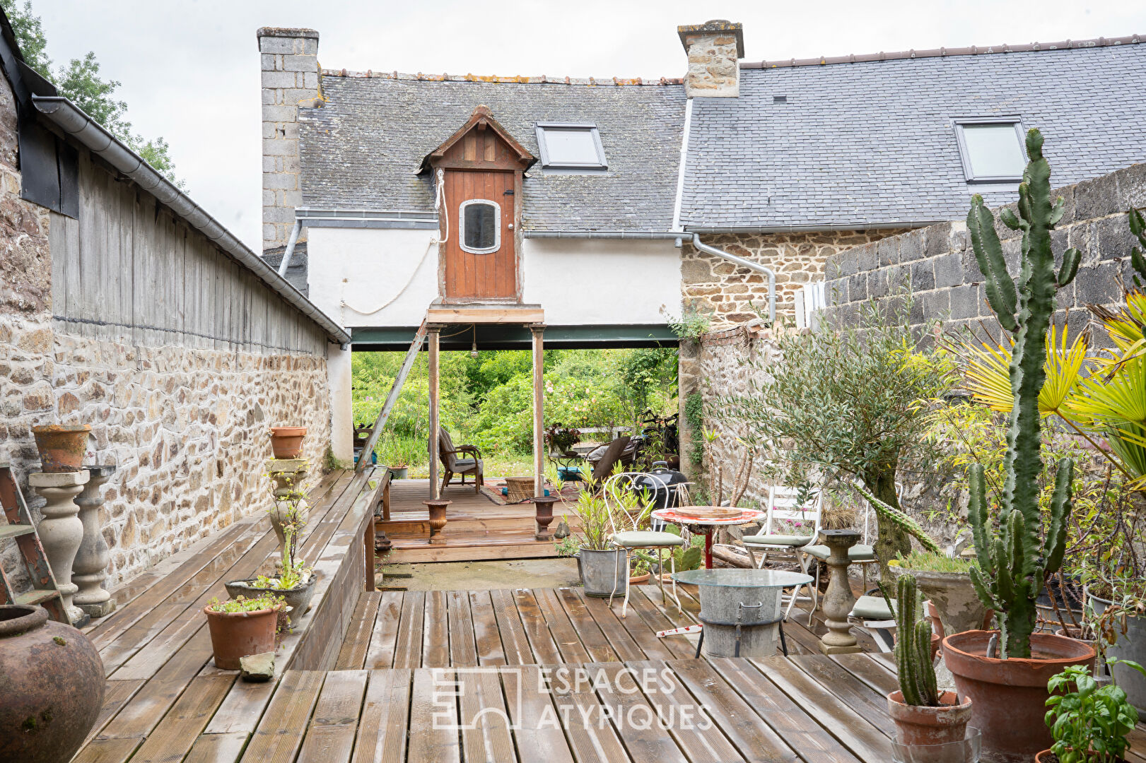 Maison en pierre rénovée à Lamballe, quartier Saint-Martin