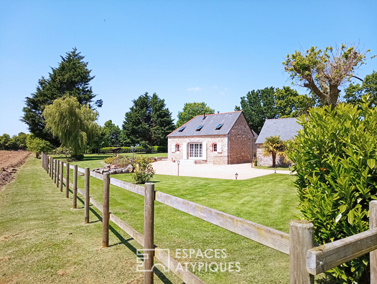 Maison de charme et sa vue sur la nature.