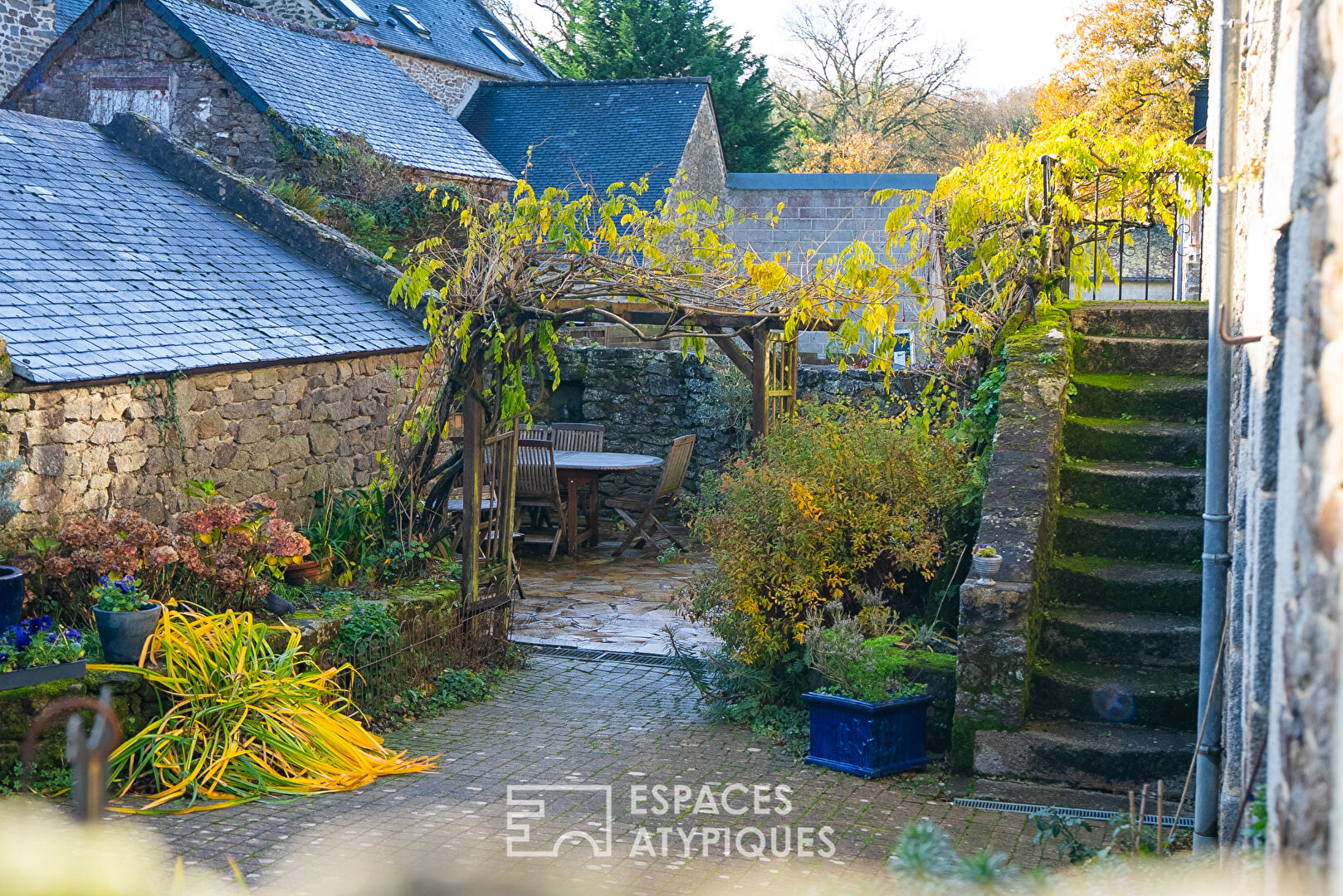 Maison de caractère rénovée près des bords de rance