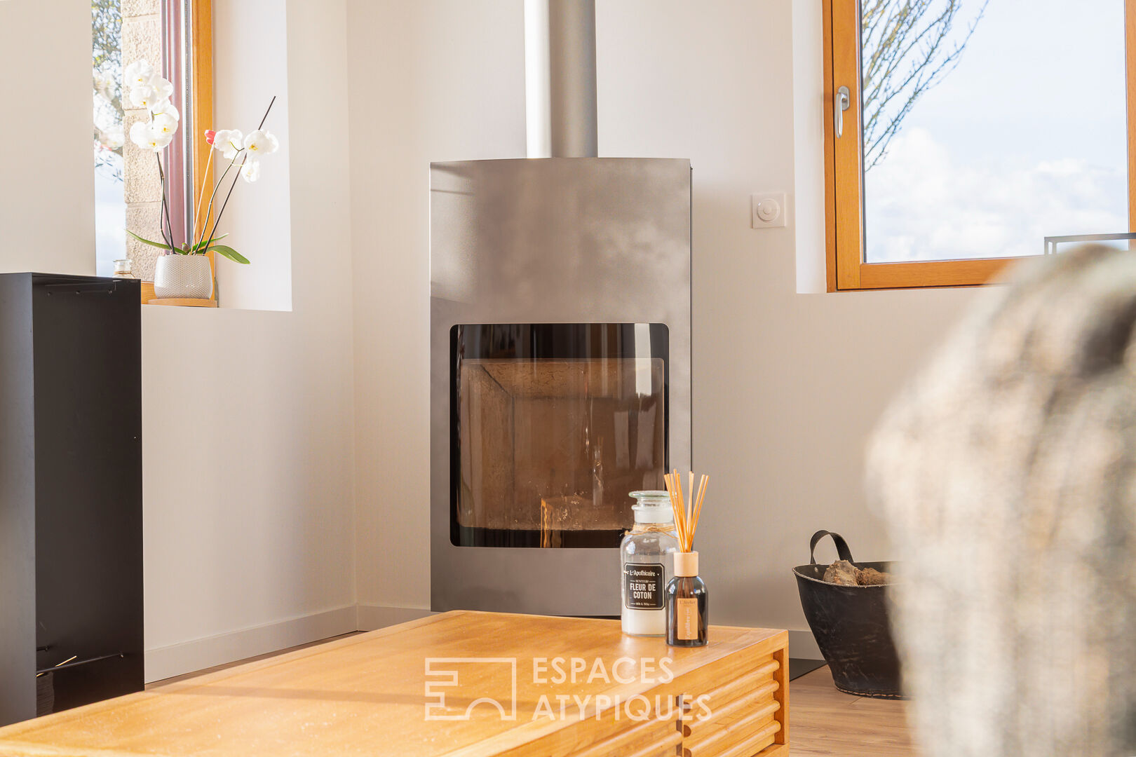 Esprit contemporain au coeur de cette ancienne chapelle  rénovée