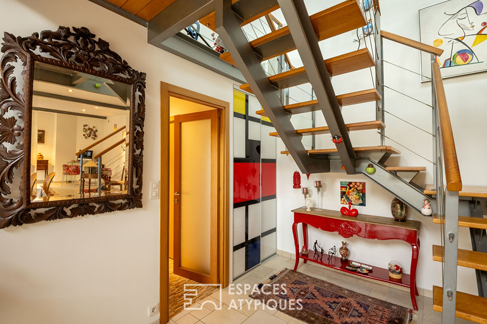 Maison en pierre  avec un gîte