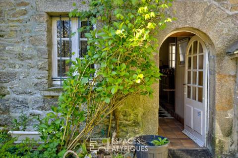 18th-century property with turret and walled garden in the historic center
