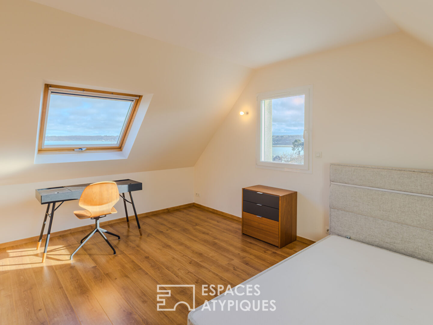 Élégance contemporaine et horizon marin à Perros-Guirec