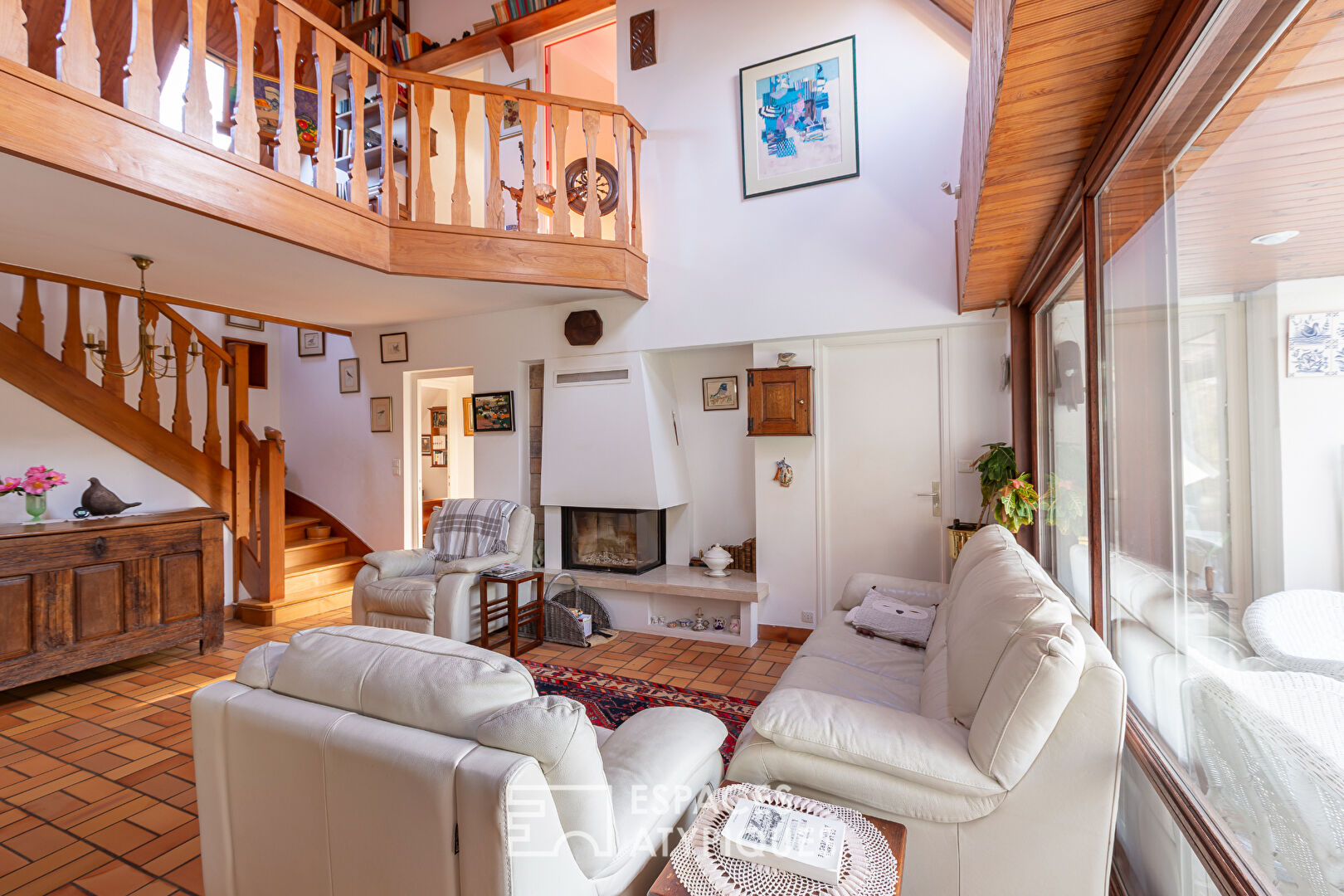 Grande maison entourée d&rsquo;un parc arboré de près de 3ha