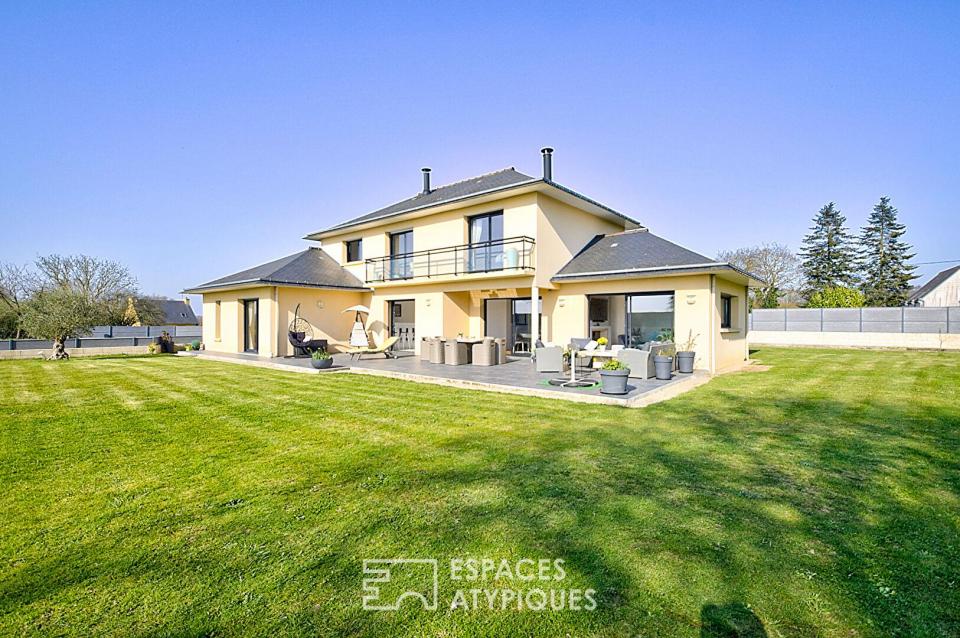 À l'abri des regards, la vie en format XXL.