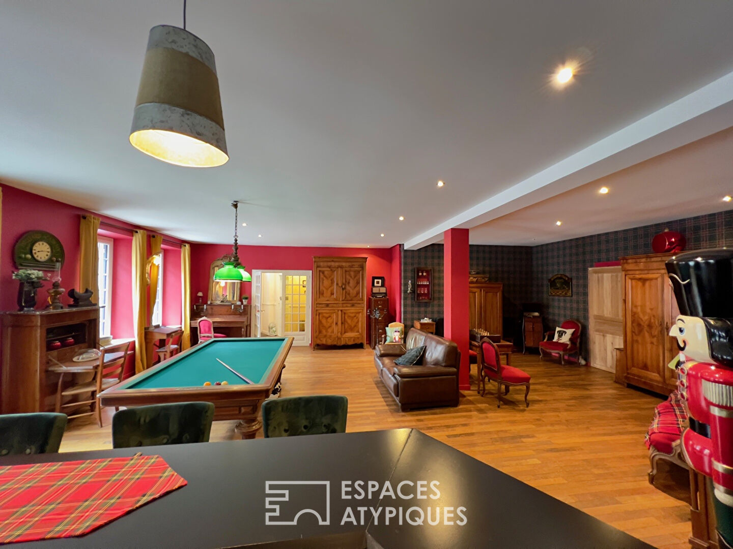 Maison familiale à Lanrelas , volumes généreux, jardin et potentiel modulable