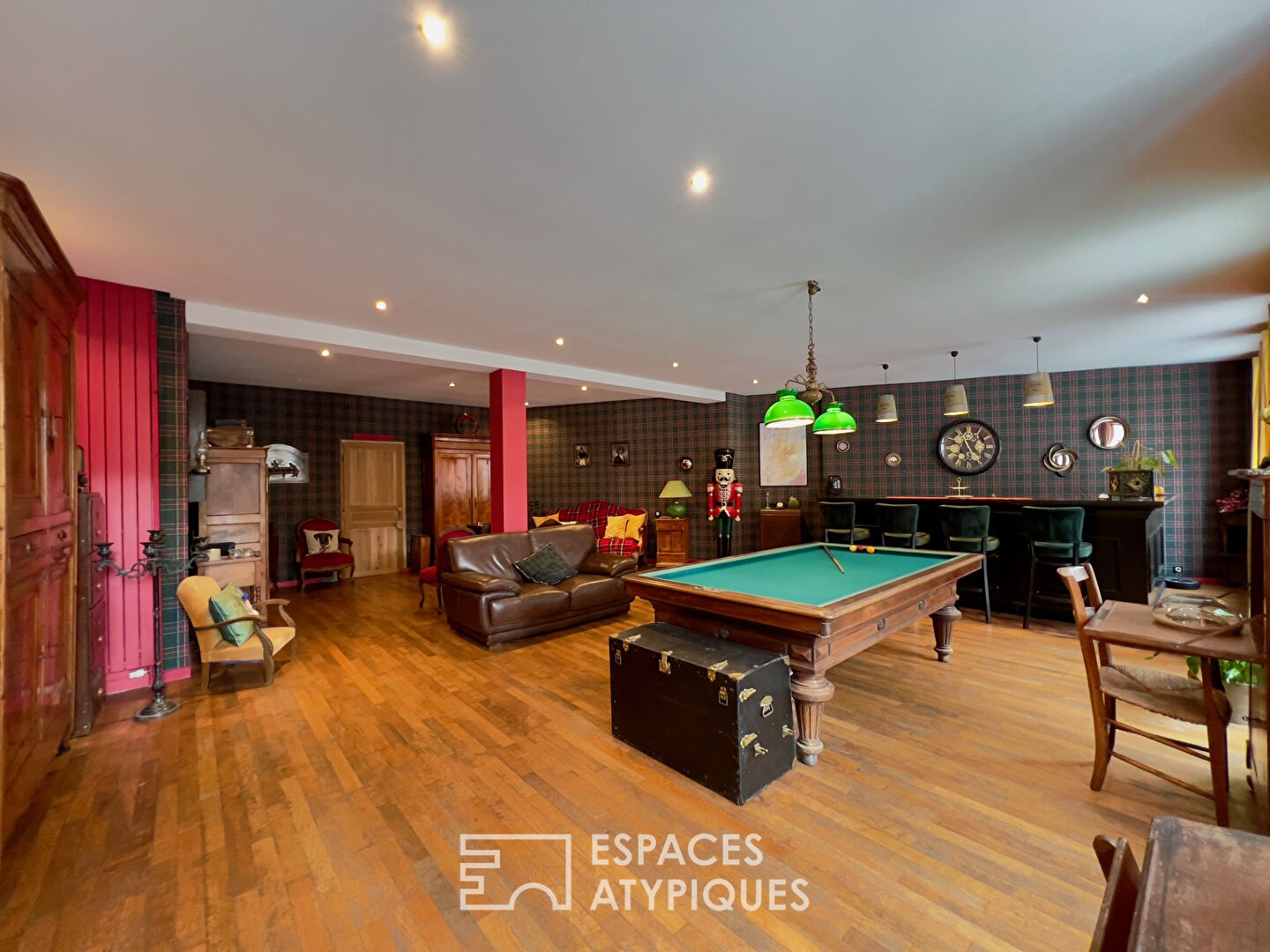 Maison familiale à Lanrelas , volumes généreux, jardin et potentiel modulable