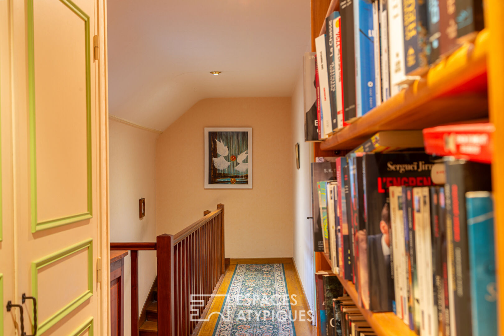 Belle maison en pierre rénovée et son atelier à la campagne.