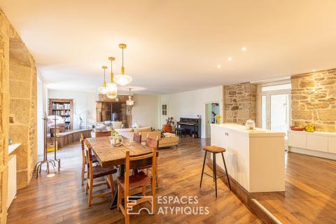 Belle maison du 17è siècle rénovée avec bâtisse en pierre idéale pour chambres d’hôtes ou maison de famille