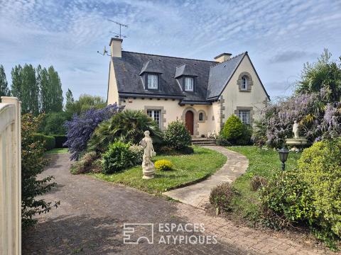 Grande propriété avec véranda lumineuse et grand jardin