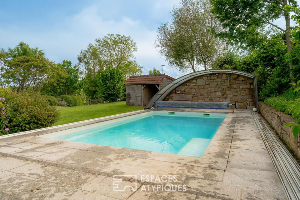 Longère avec 4 chambres et sa piscine