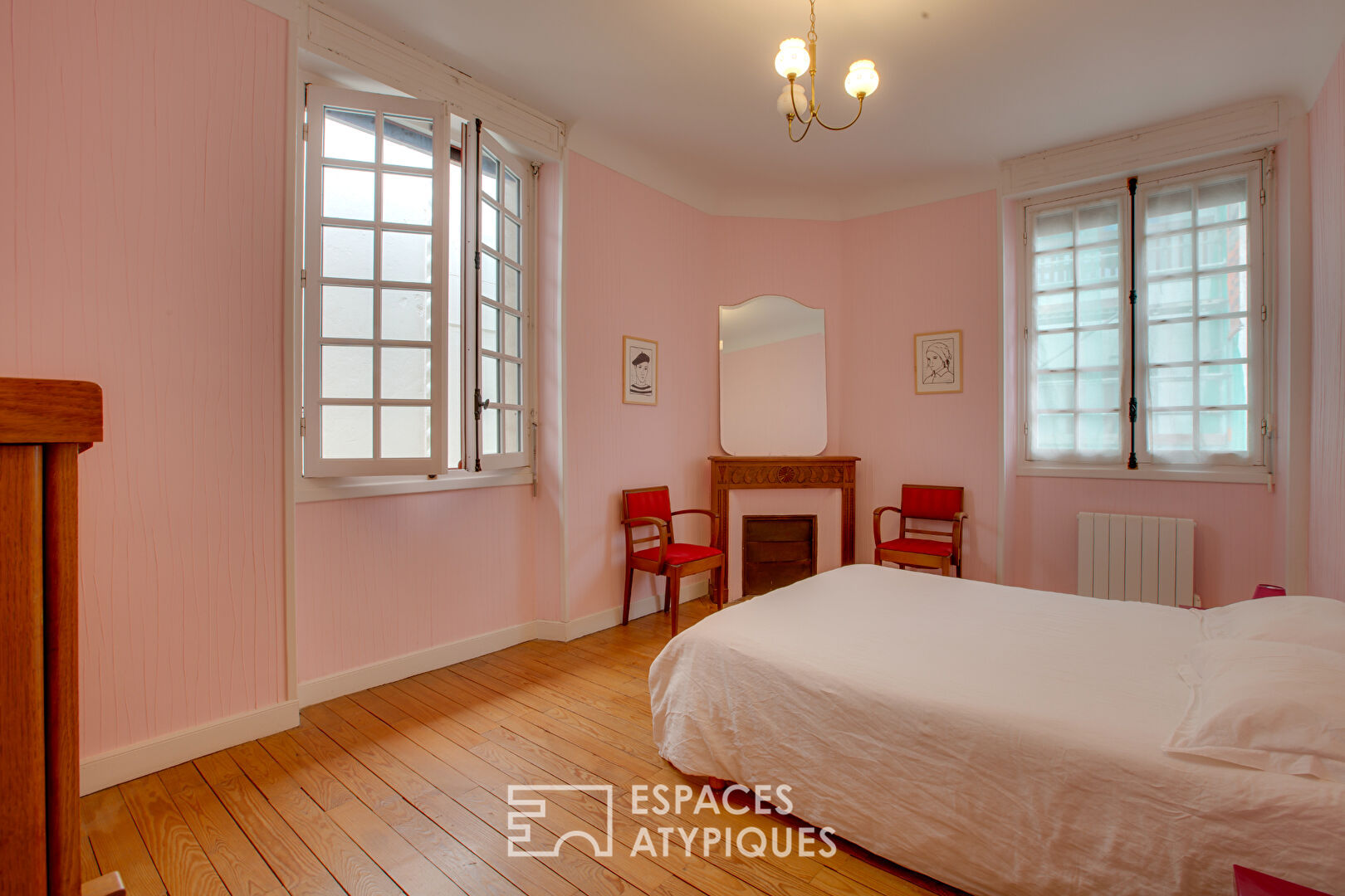 Appartement typique années 50 et sa vue sur le port