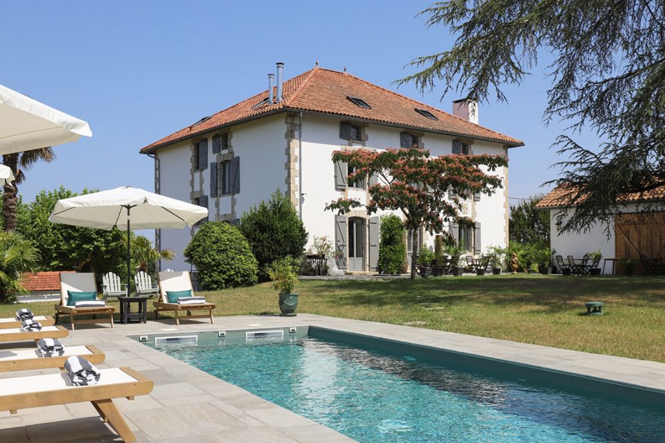 Maison de Maître élégamment rénové à seulement 30 minutes des plages