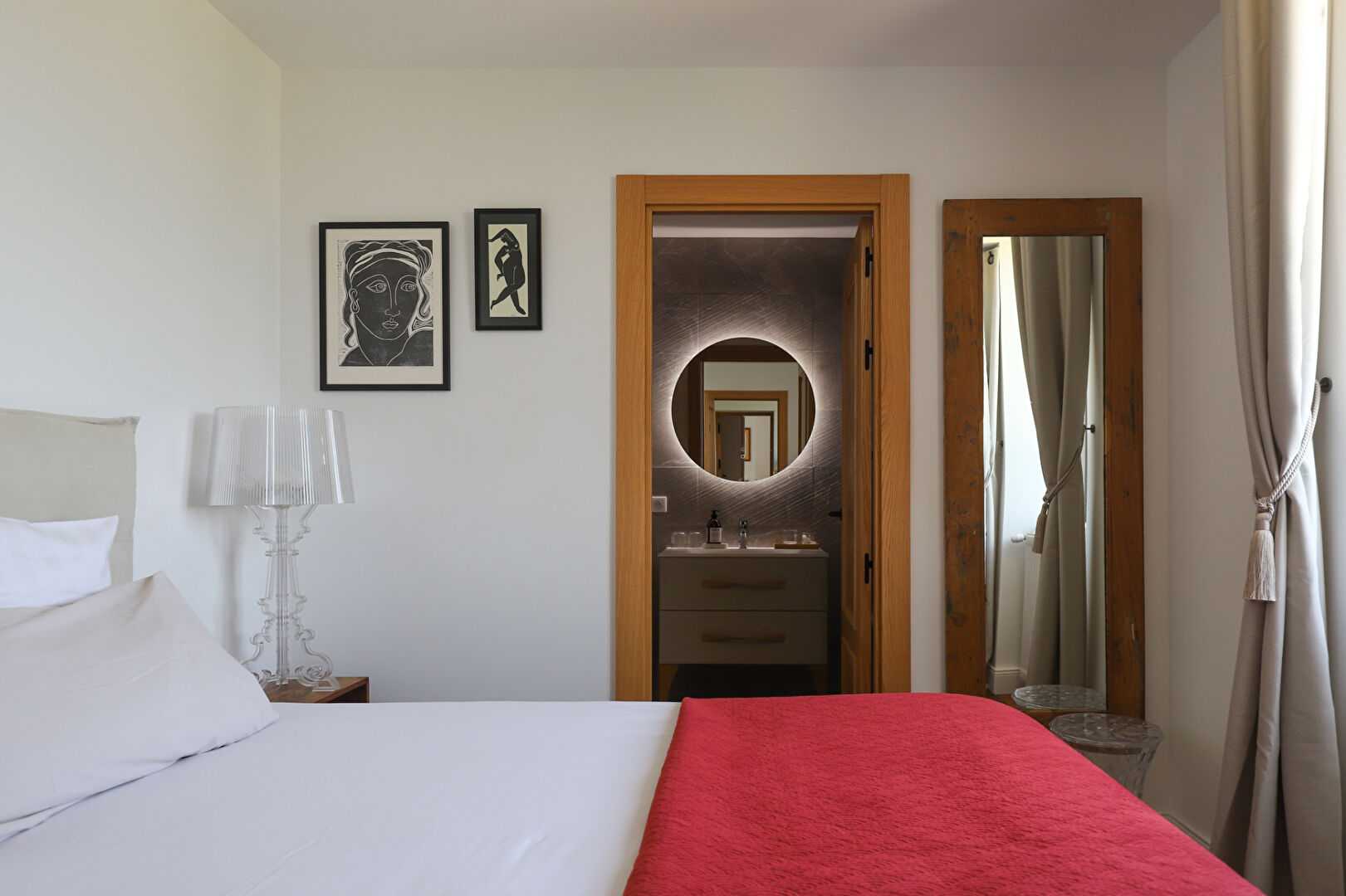 Maison de Maître élégamment rénové à seulement 30 minutes des plages