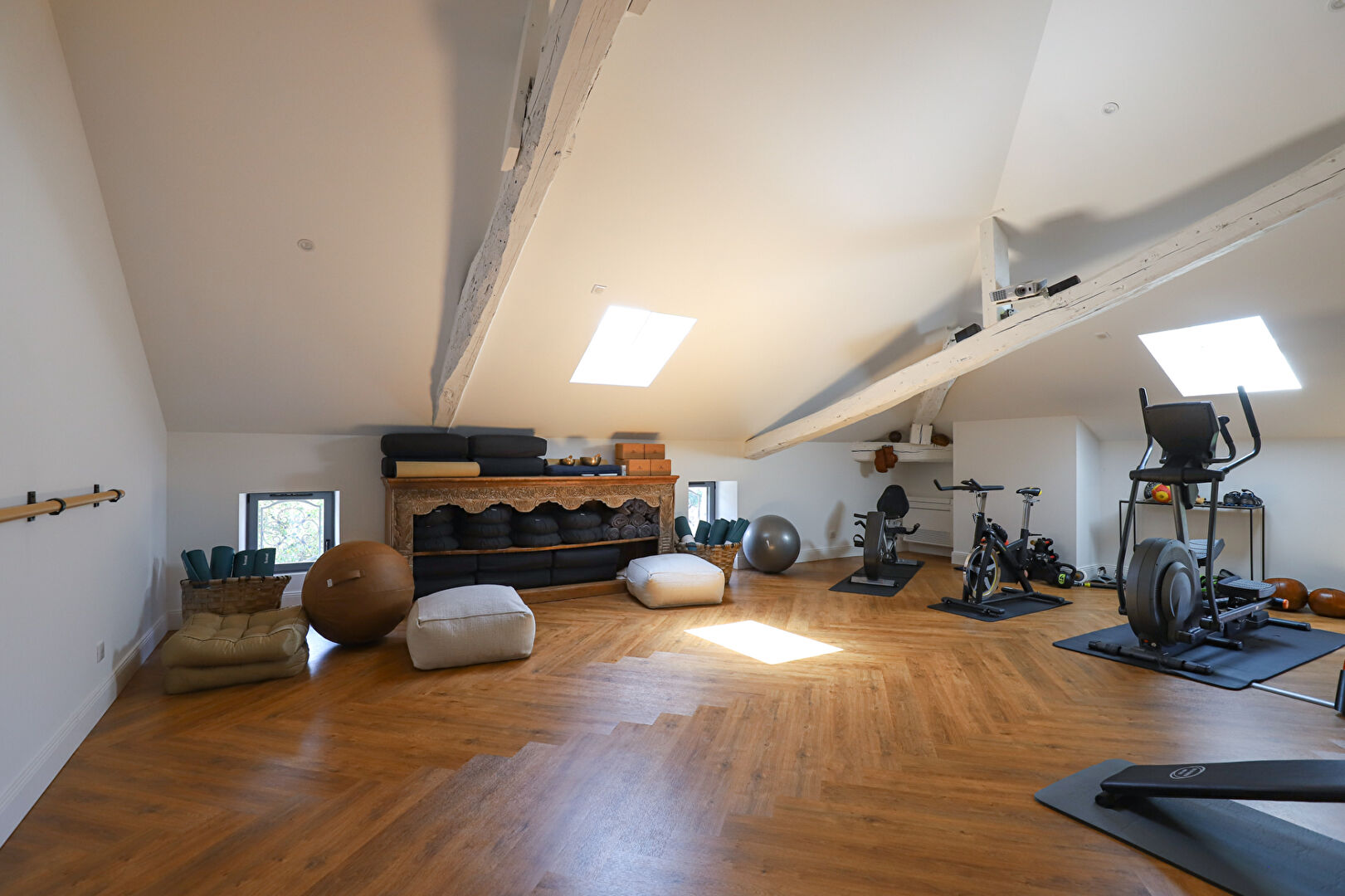 Maison de Maître élégamment rénové à seulement 30 minutes des plages