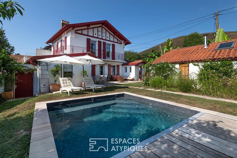 L'élégance d'une maison basque bercée par la nature