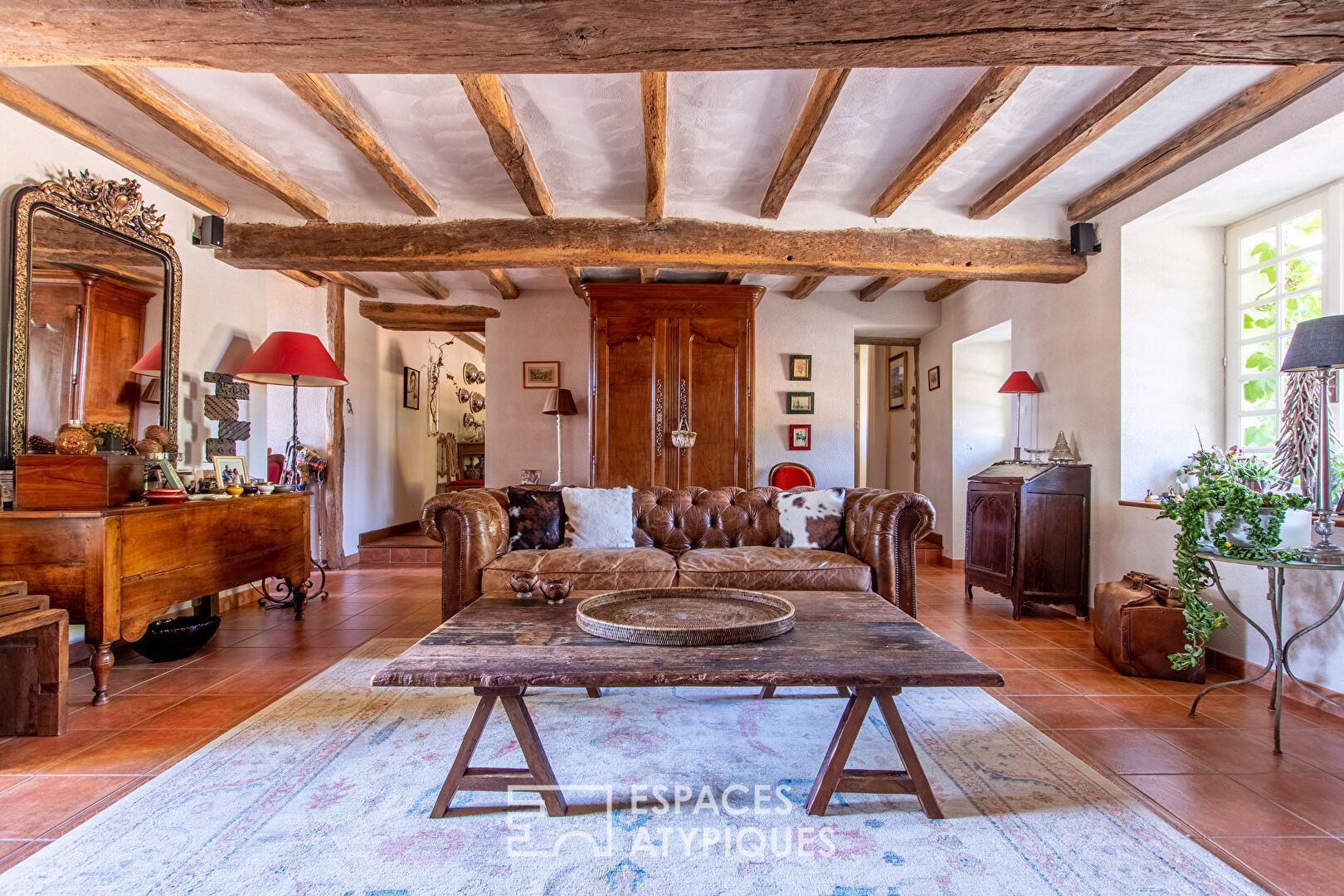 Maison d’hôtes bucolique avec parc et box pour chevaux