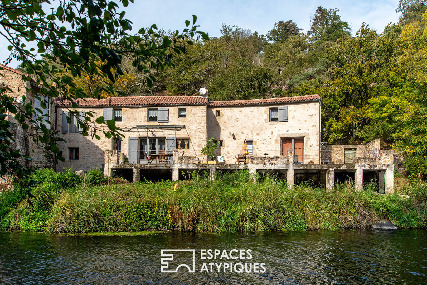 Authentique propriété en bord de sèvre