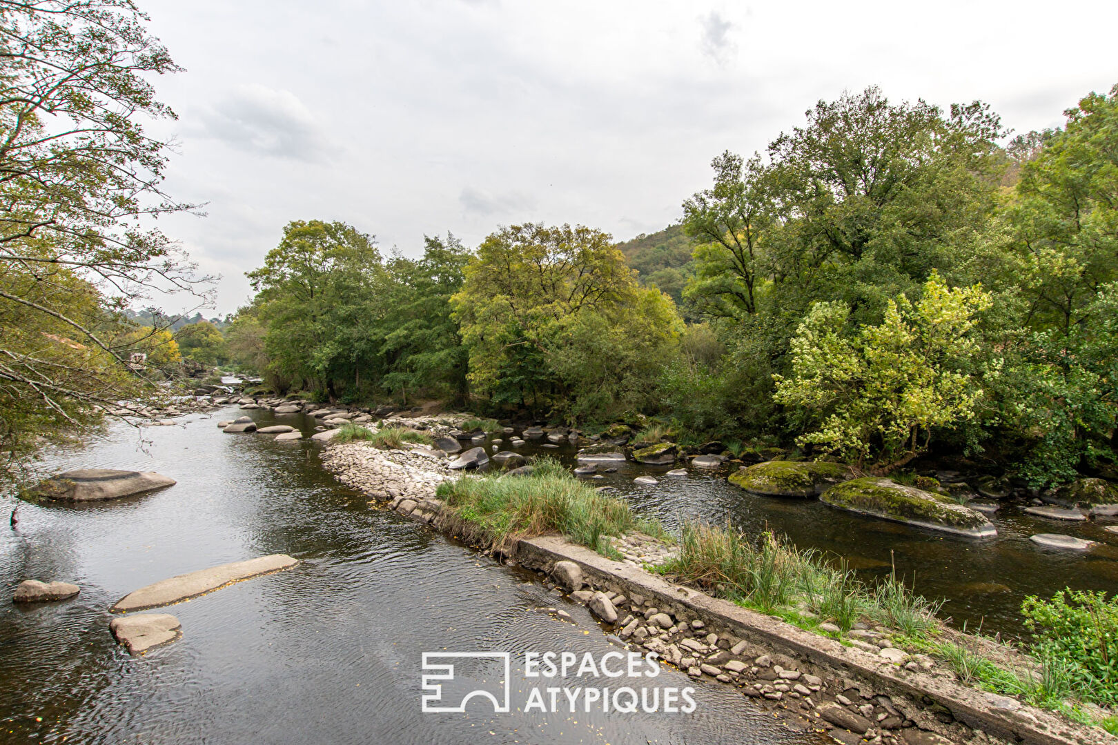 Authentique propriété en bord de sèvre