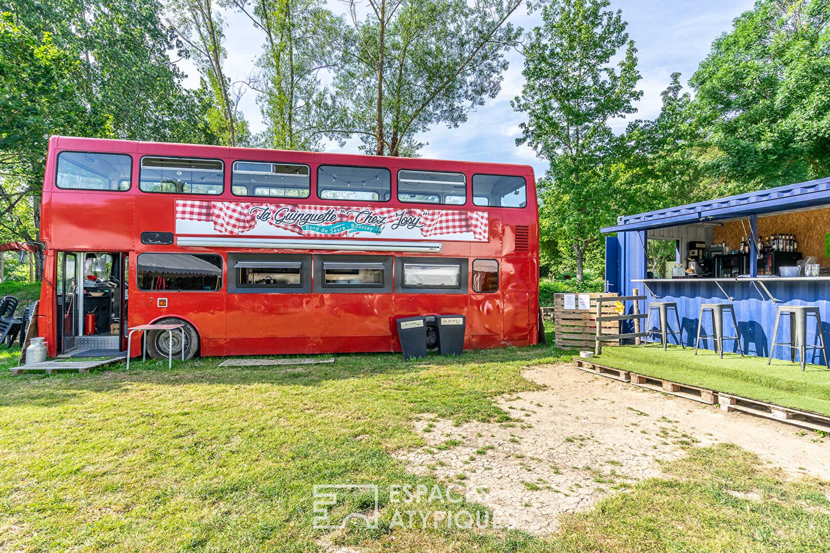 Guinguette en Bord de Sèvre