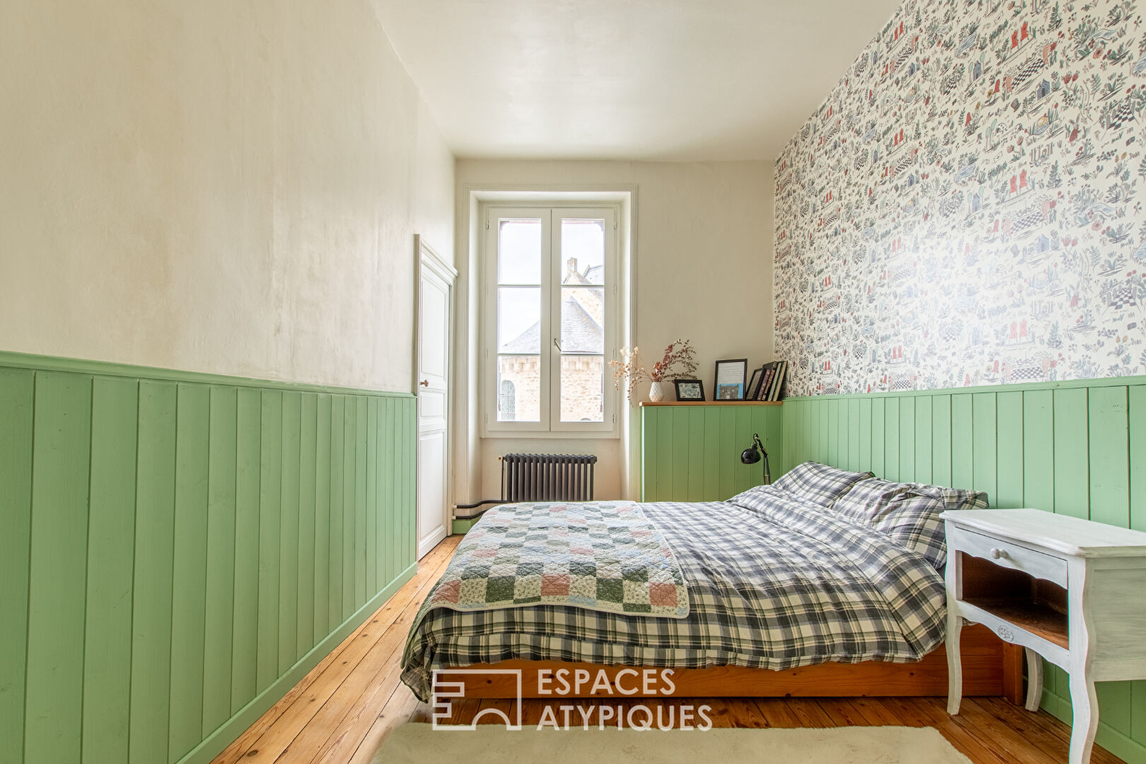 Maison familiale de caractère dans le bourg de Chemillé