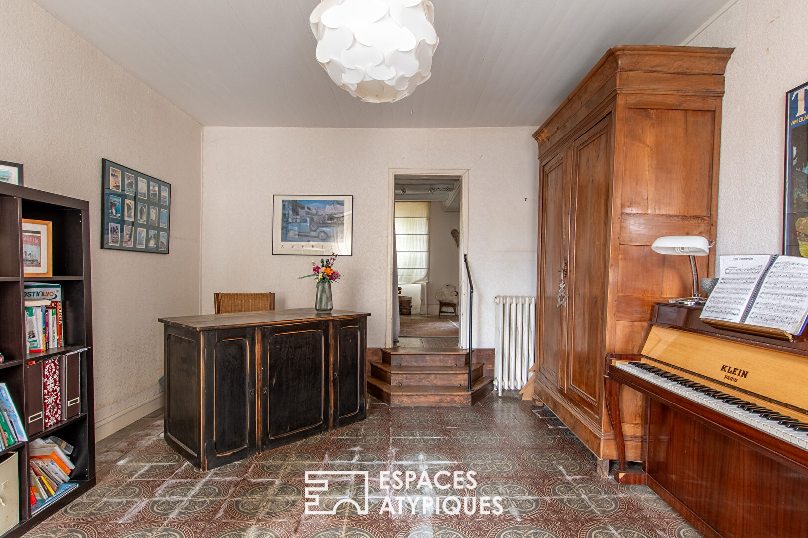 Maison de caractère avec dépendances et piscine