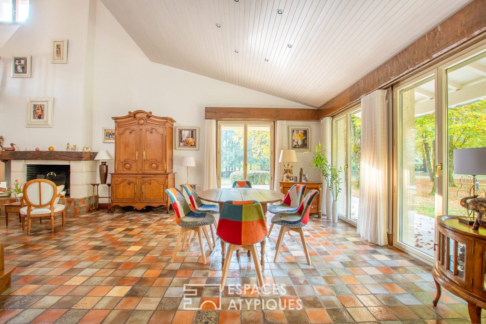 Maison d’architecte dans un cadre verdoyant