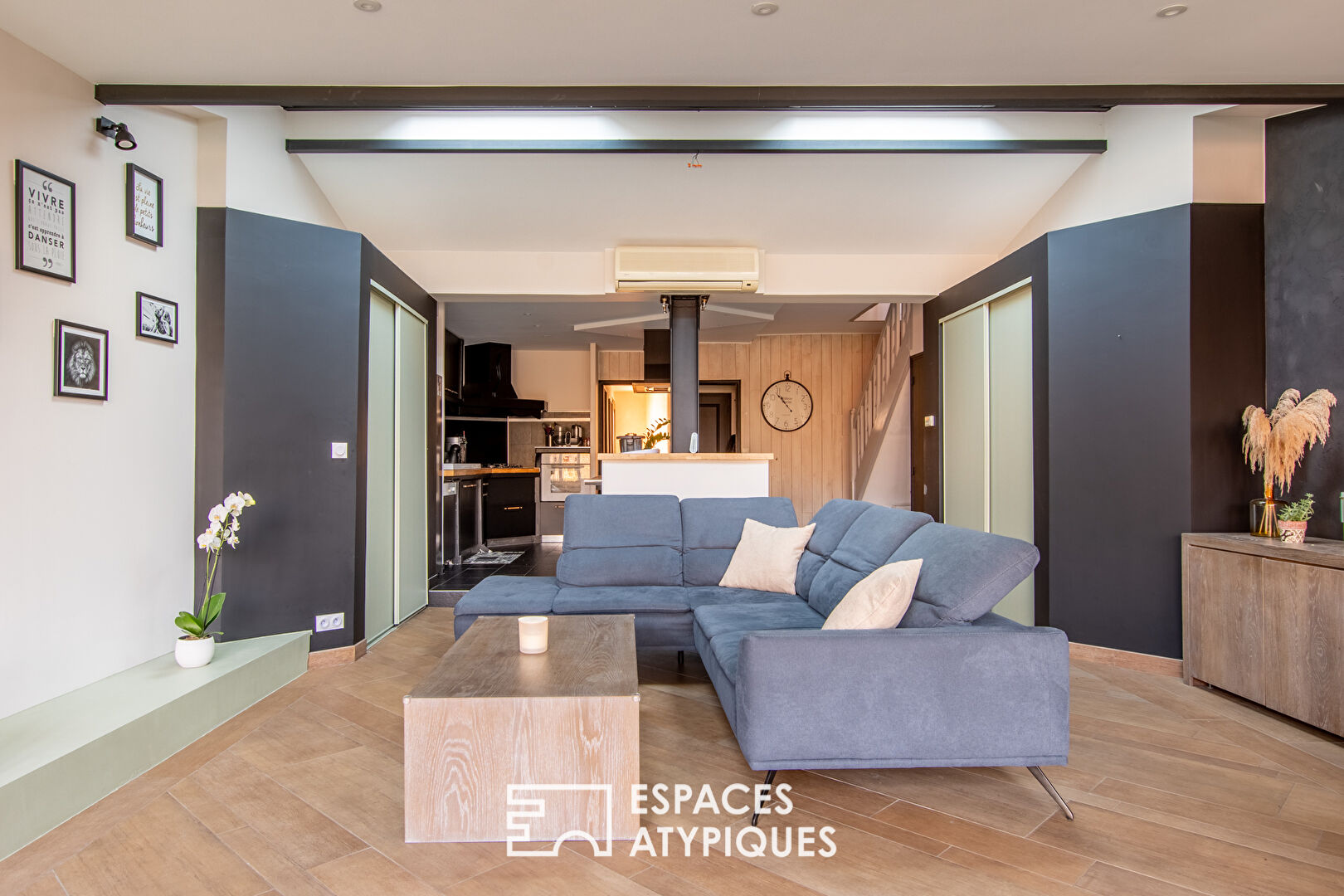 Maison rénovée : entre chaleur et luminosité