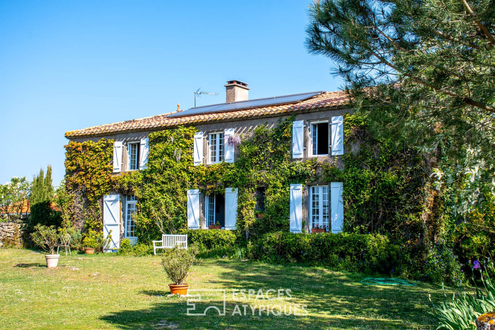 Maison de maître dans un cadre grandeur nature