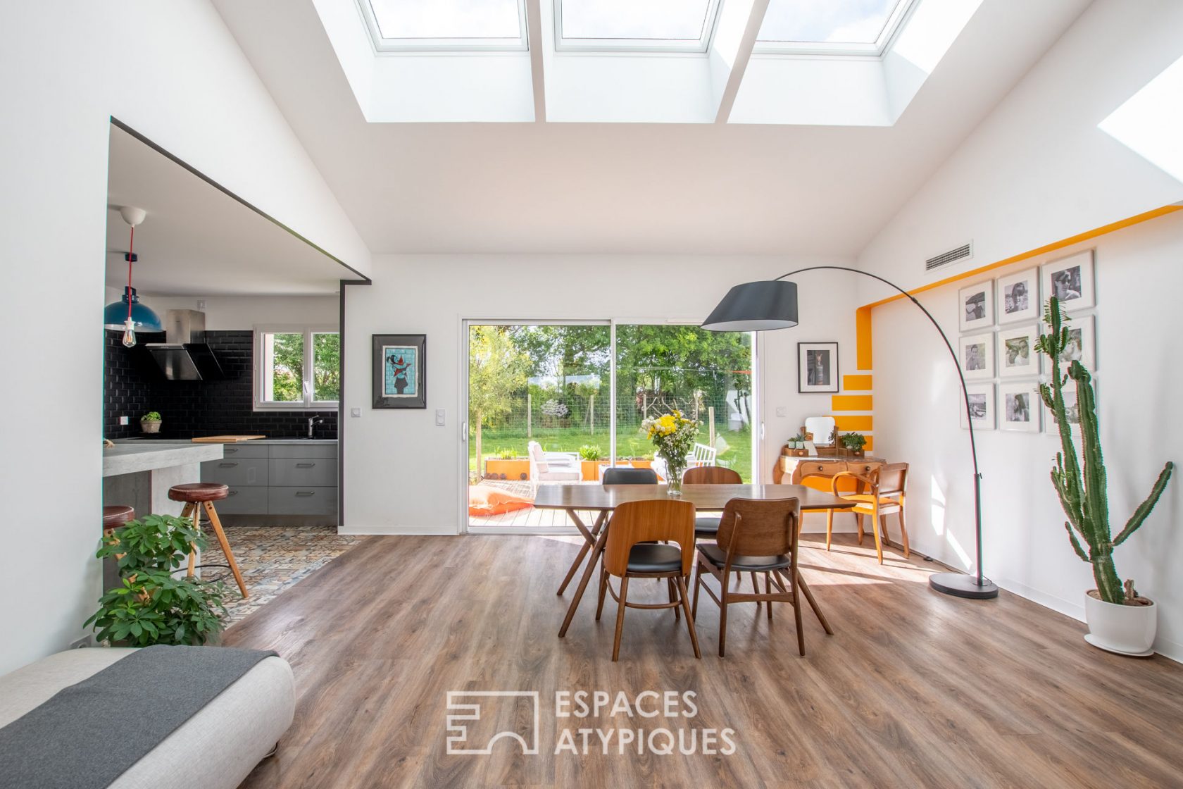 Maison moderne connectée