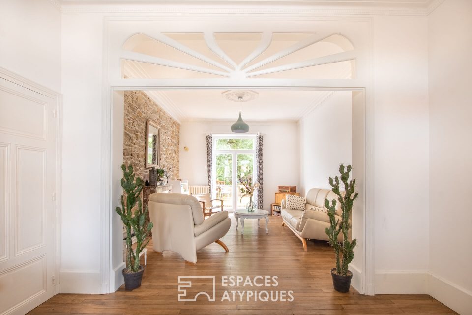 85190 BEAULIEU SOUS LA ROCHE - Maison style Art Déco rénovée - Réf. LRY1417
