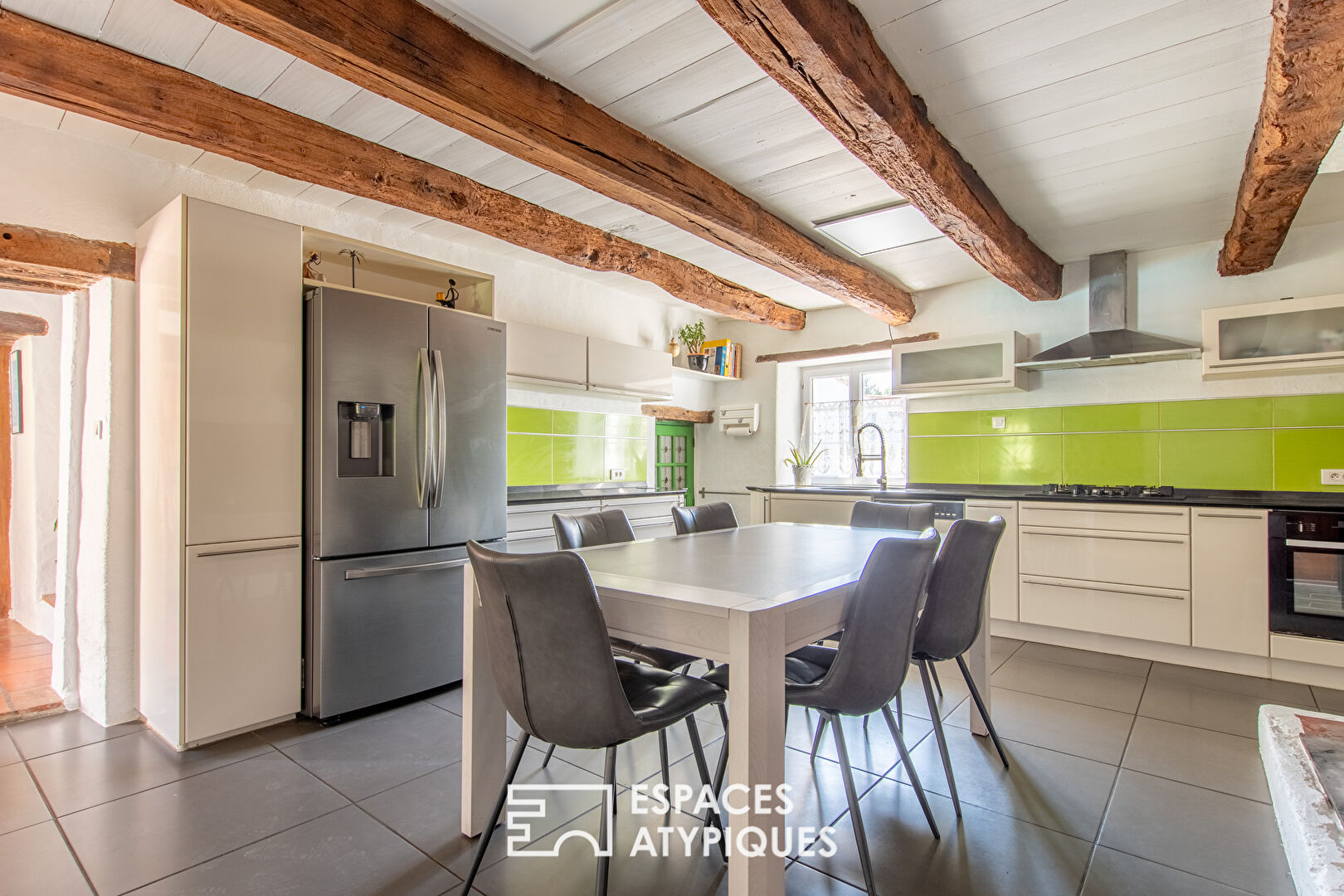 Maison vendéenne avec piscine en coeur de bourg