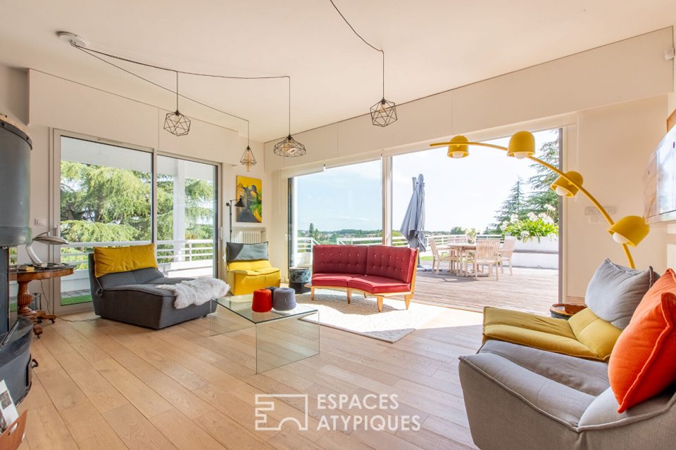 Exceptionnelle villa d'inspiration Le Corbusier à la vue panoramique