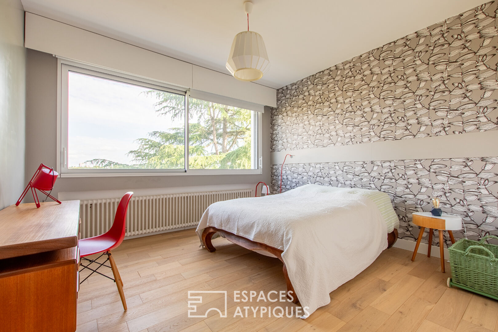Exceptionnelle villa d’inspiration Le Corbusier à la vue panoramique