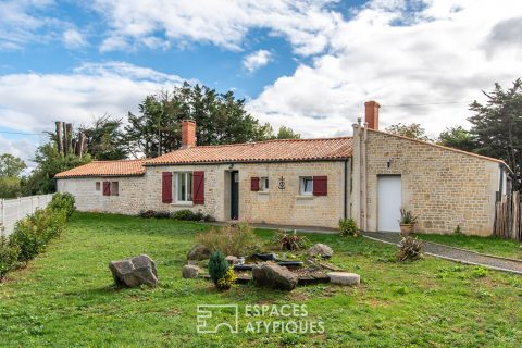 Renovated farmhouse in a bucolic environment