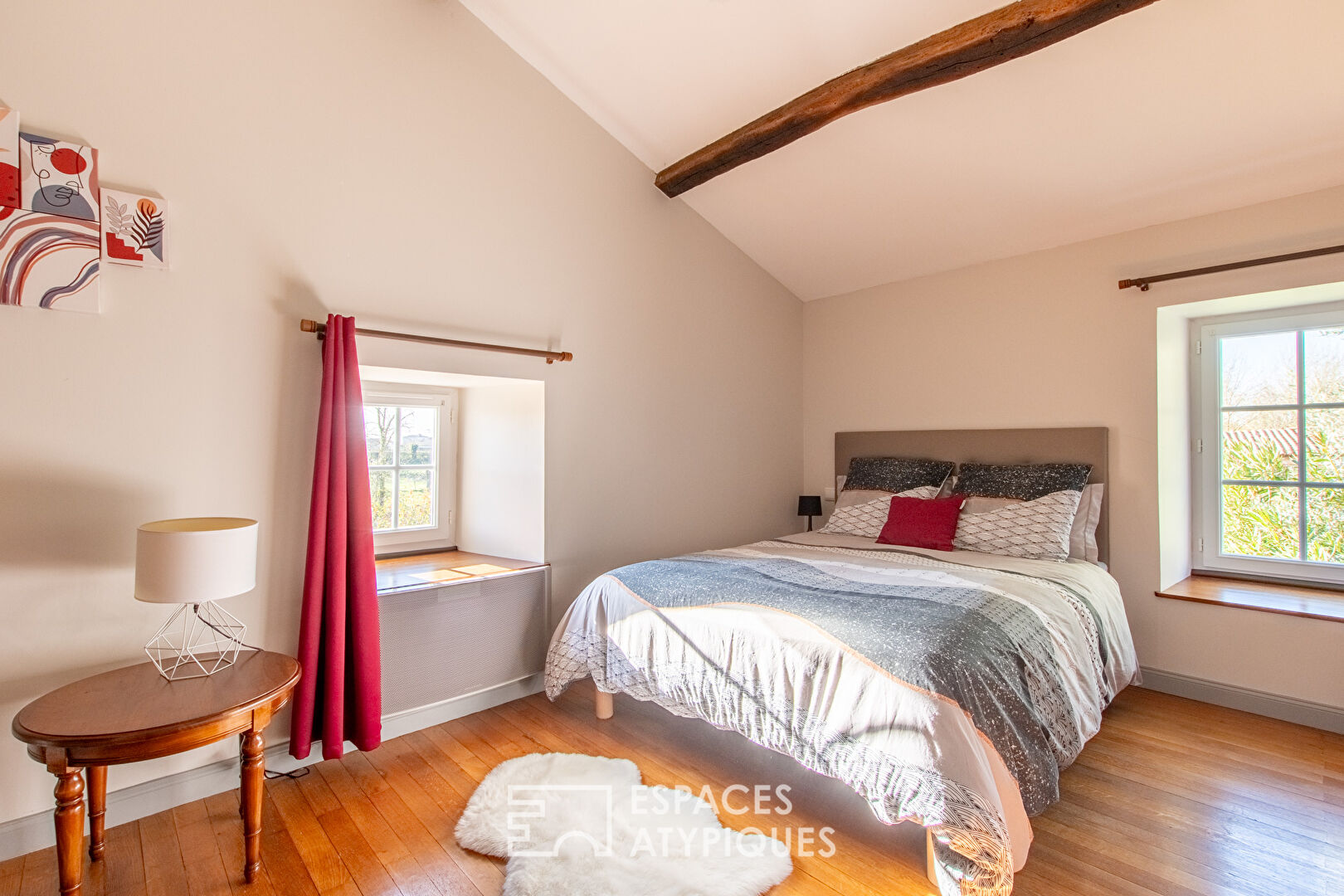 Charming 18th century property with gîtes and wellness area