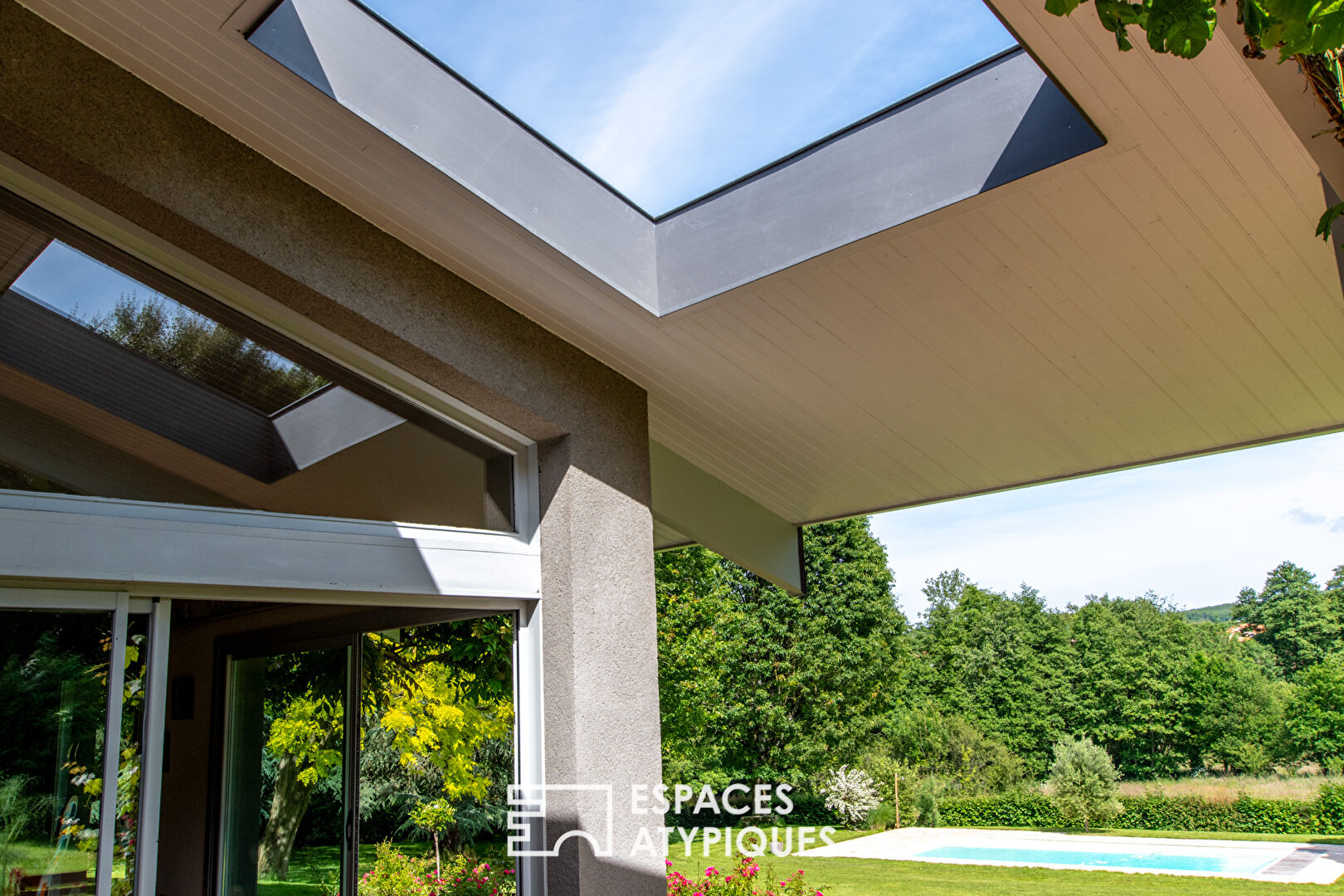 Architect’s house in the heart of nature