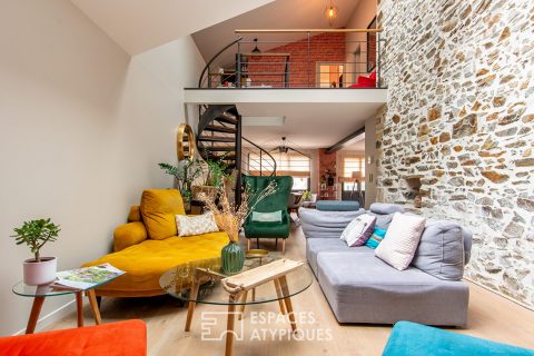 Loft-style house completely renovated in the heart of the city