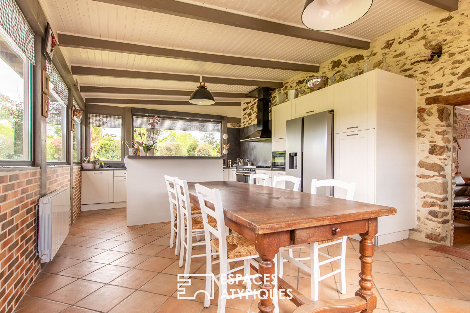 Propriété de charme avec piscine, gîte et chambre d’hôtes