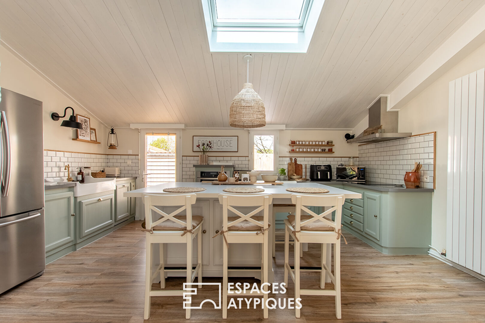 Renovated house that combines charm and a pleasant lifestyle