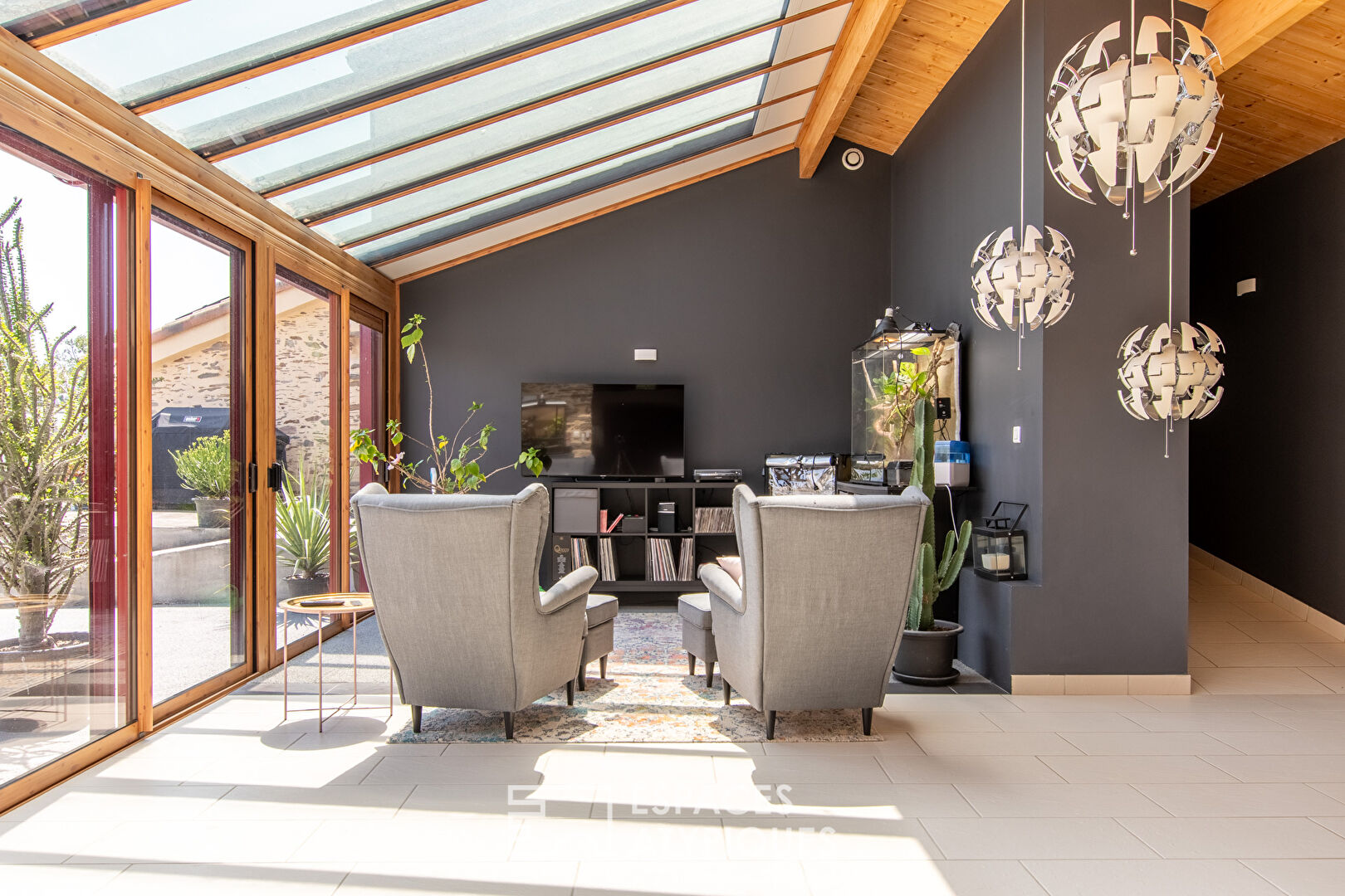 Rustic and equestrian haven for nature lovers
