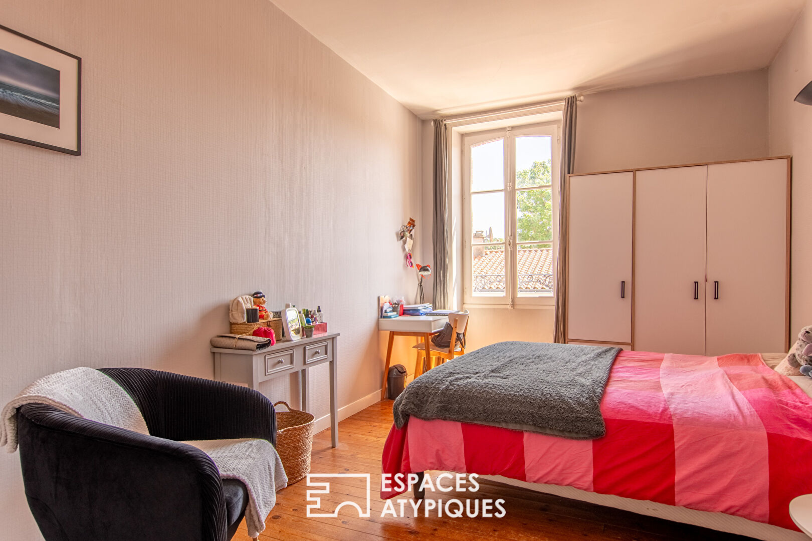 Coquette maison de ville et son jardin paysager