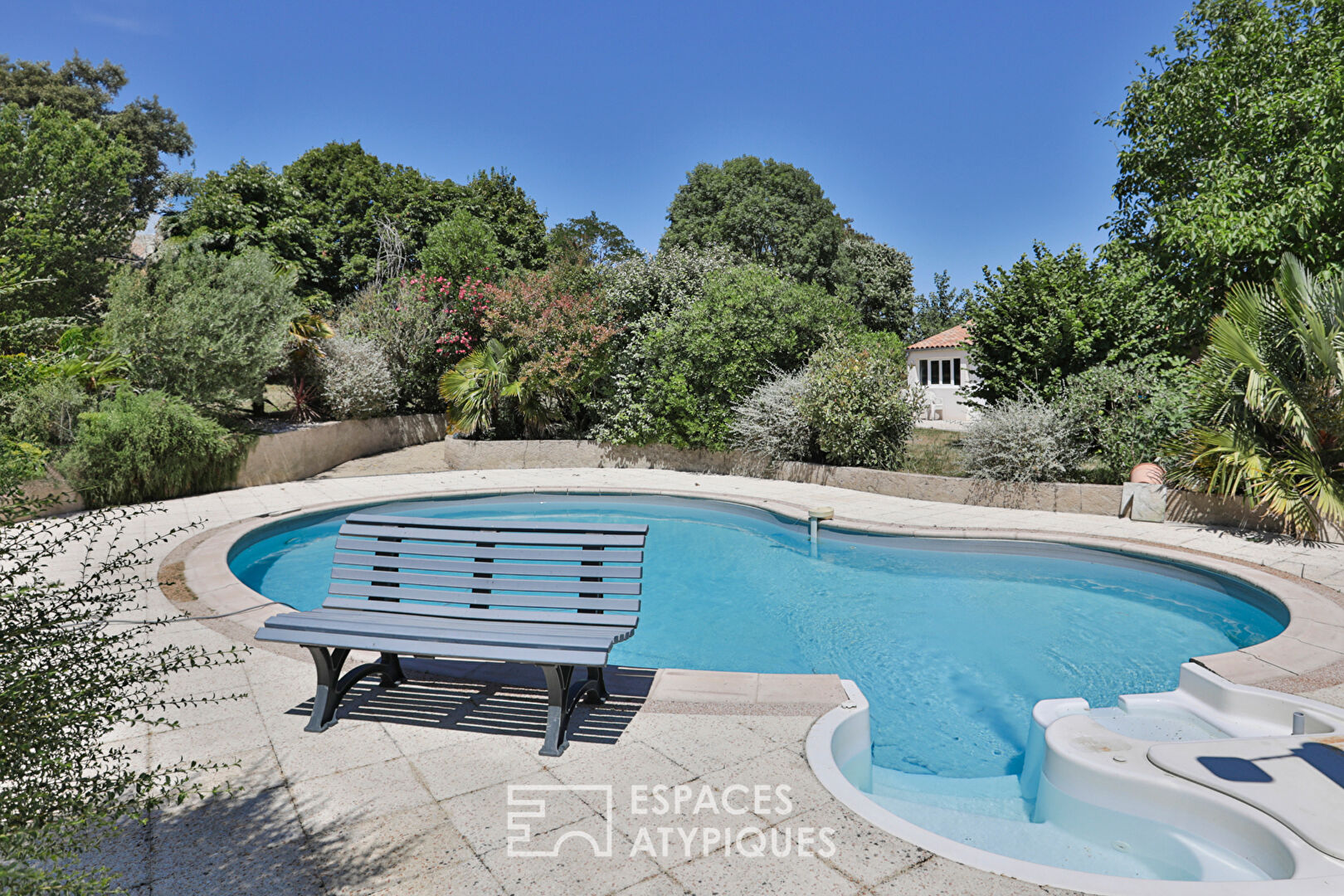 Maison vendéenne rénovée avec piscine