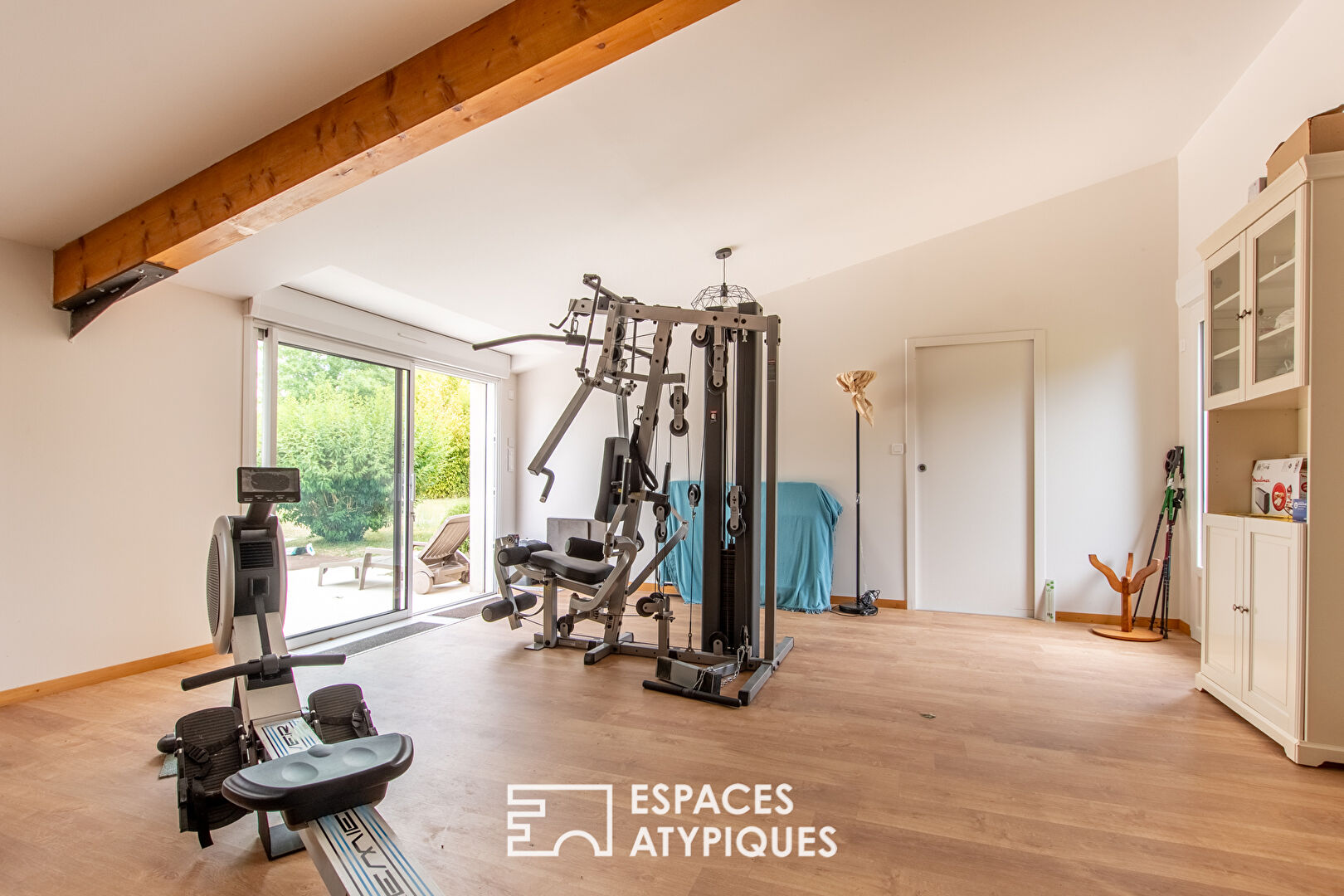 Charming farmhouse with spa in the heart of a natural environment