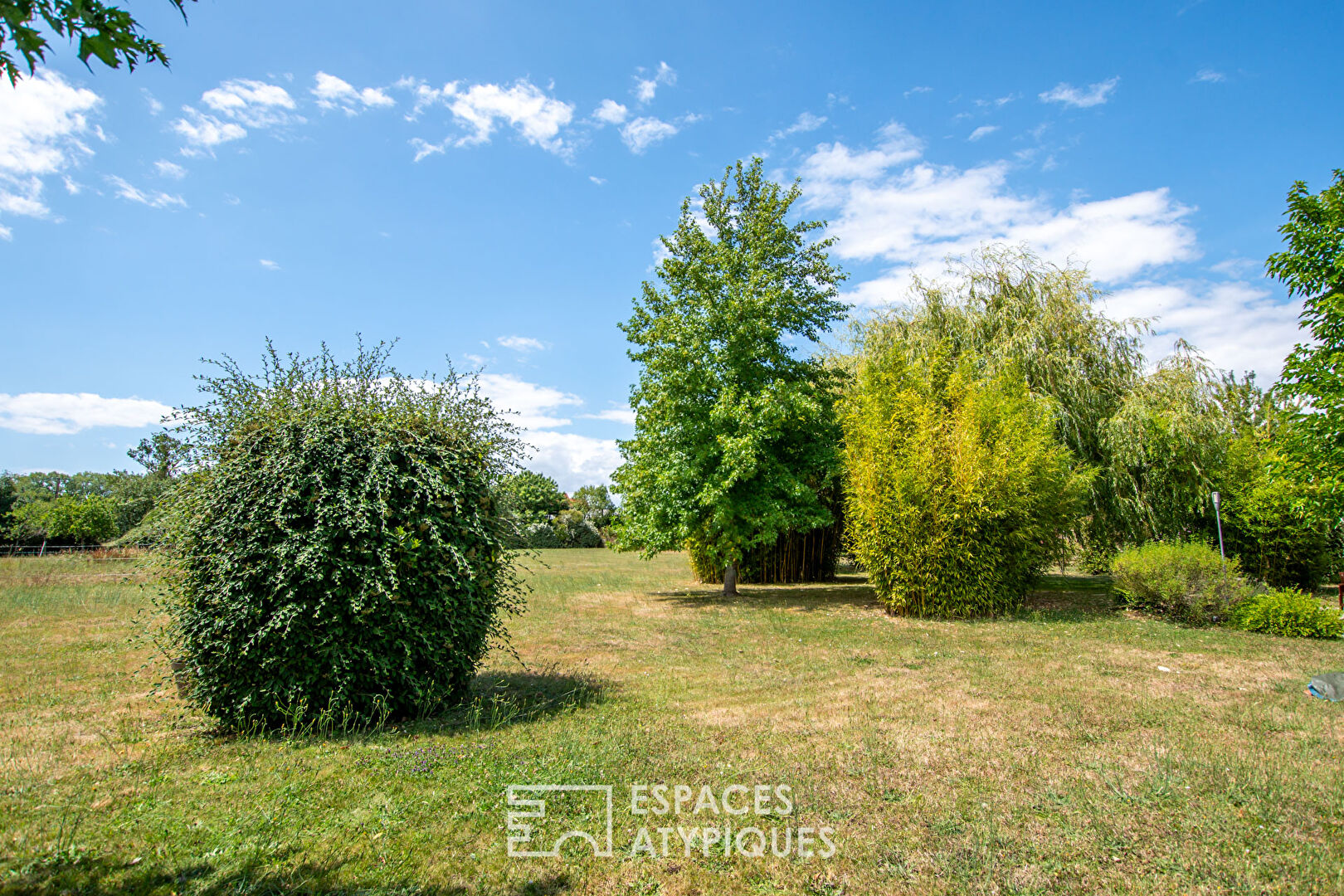 Charming farmhouse with spa in the heart of a natural environment