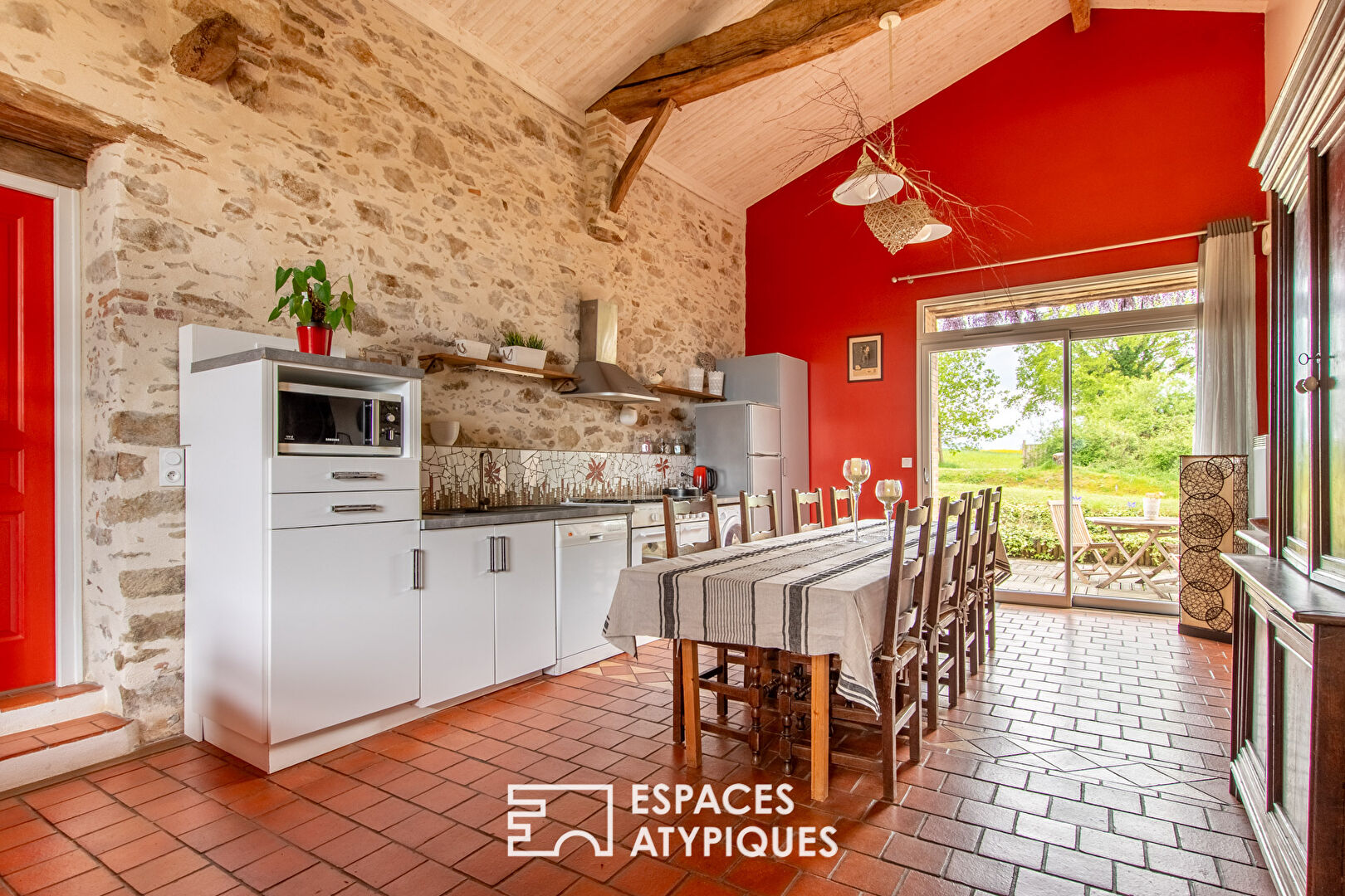 Propriété de charme avec piscine, gîte et chambre d’hôtes