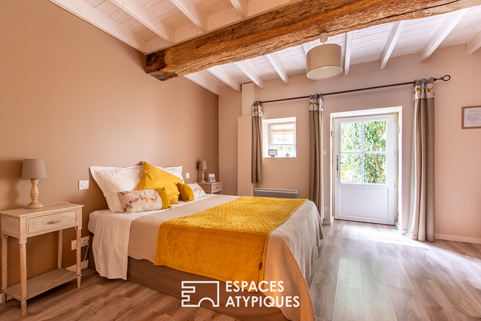 Propriété de charme avec piscine, gîte et chambre d’hôtes
