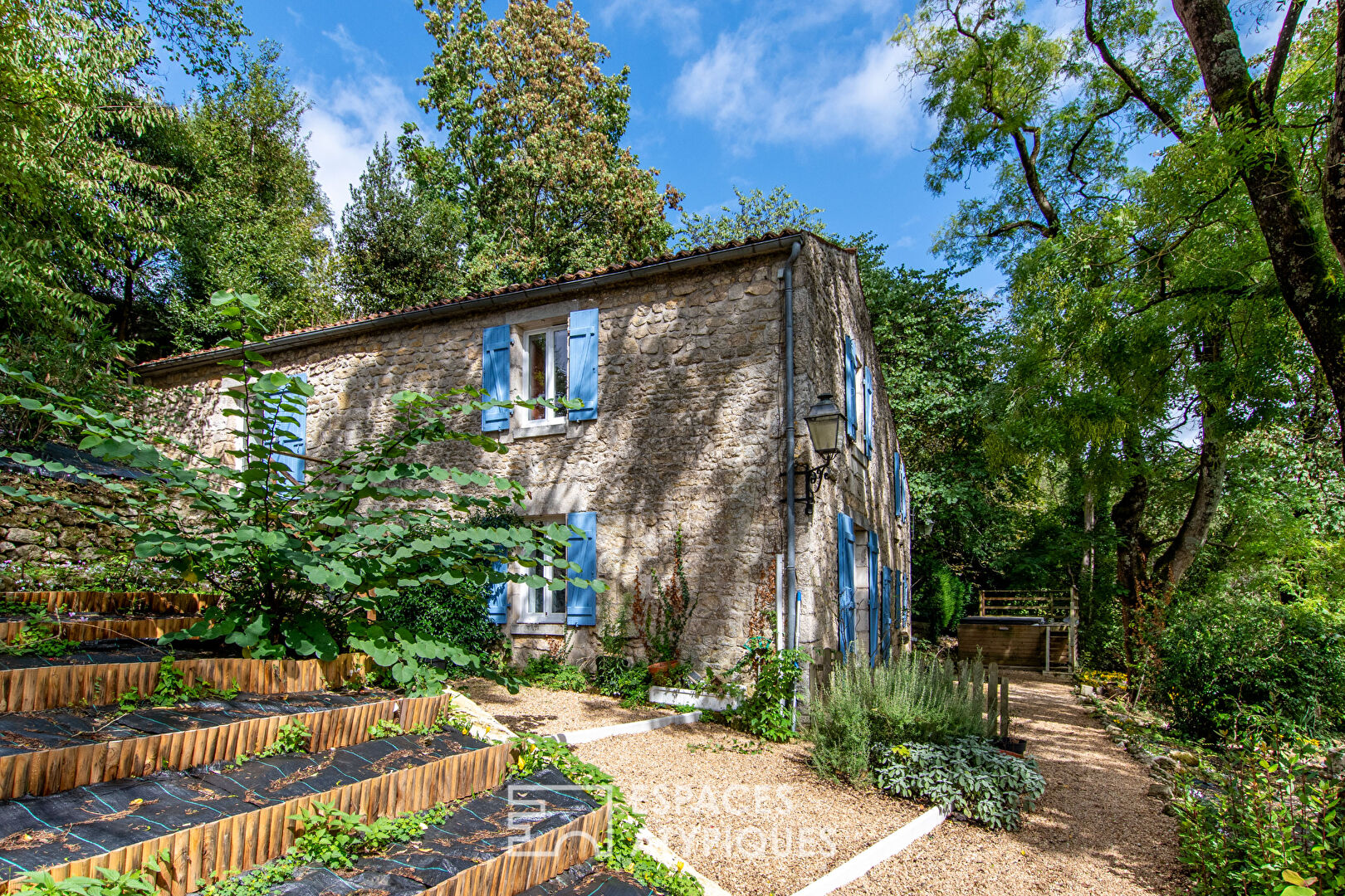 Charming stone house with spa