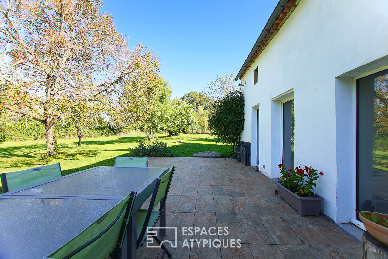 Mansion with bucolic charm